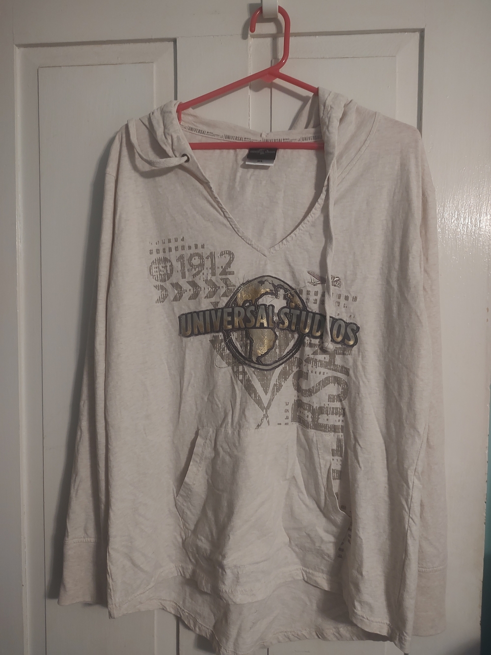 Universal Studios cream color Knit Cotton Pullover Hoodie Logo Graphic Womens XL